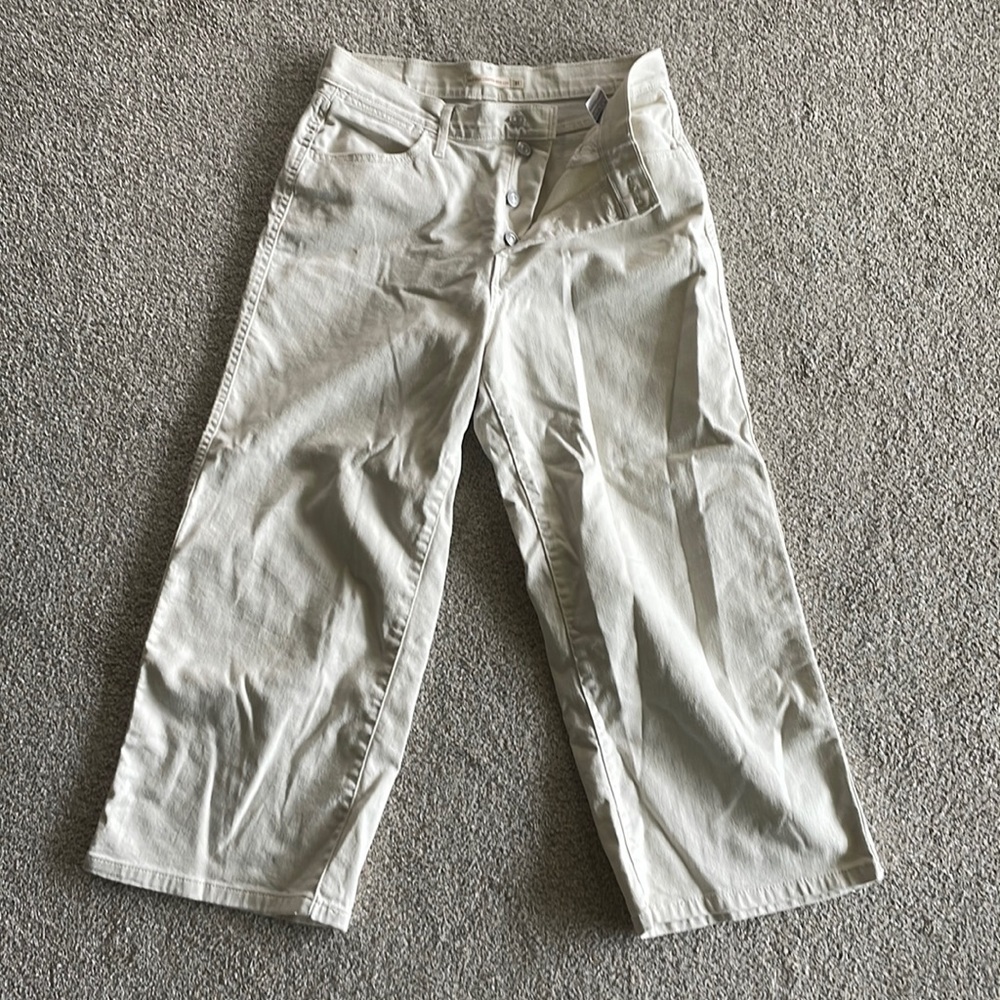 Levi’s Cropped wide leg jeans